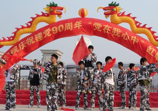 养猪真不赚钱！牧原股份年度首亏，杀一头猪倒贴70元
